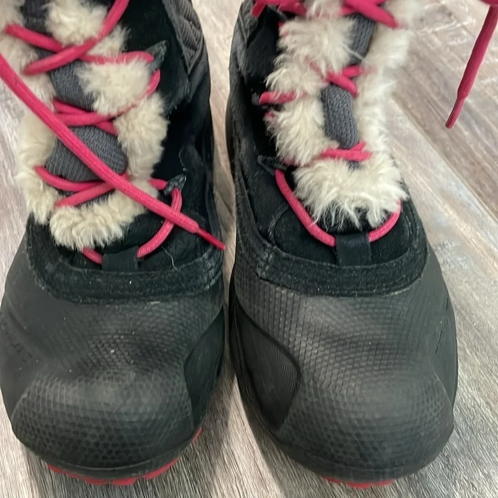 Columbia Techlite Omni Heat Snow Boots